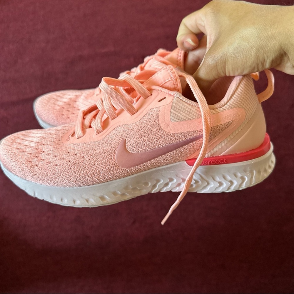 Nike Womens Odyssey React Running Shoes